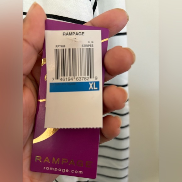 Rampage Model Off Duty Shirt/Sweatshirt (XL) NWT - Picture 7 of 8